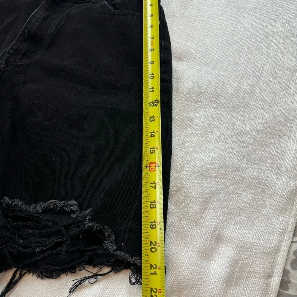 Princess Polly Black Jean Shorts Distressed Frayed Hem - Picture 9 of 9